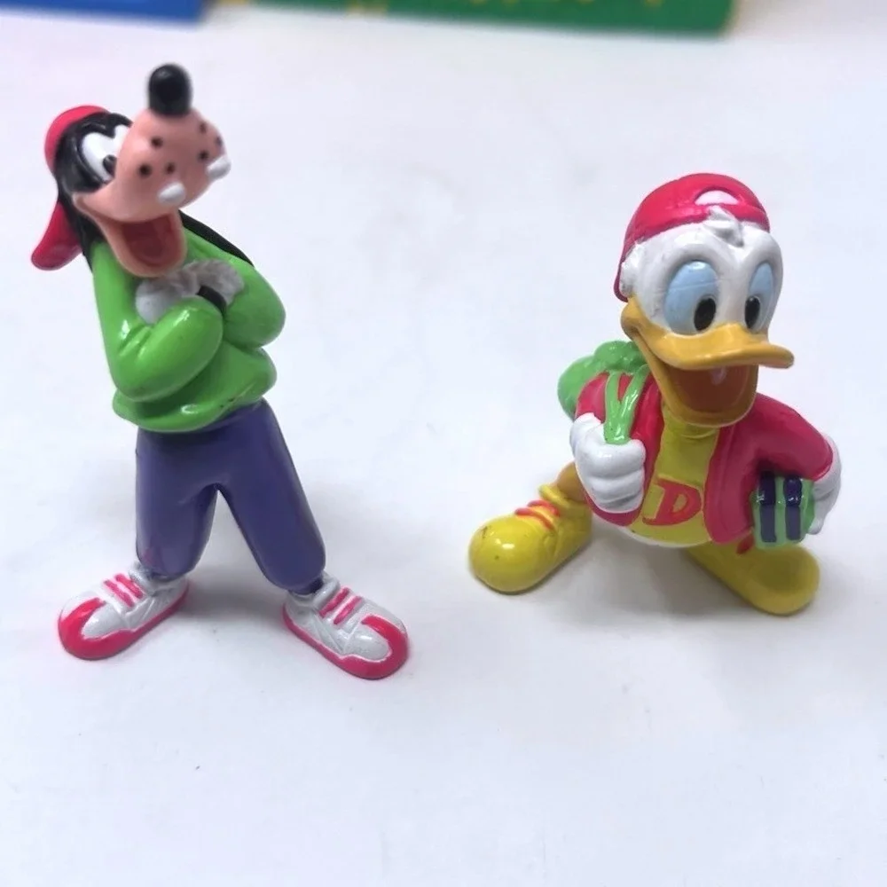 Vintage 90s Mattel Disney Mickey Mouse Carry Around School Playset 6 Figures
